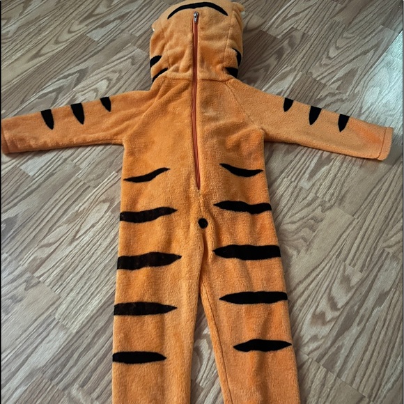 DISGUISE Winnie the Pooh's Friend Tigger HALLOWEEN Plush COSTUME 2T Tiger - Picture 4 of 4